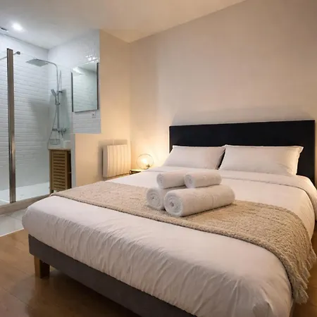 En Plein Coeur Du Centre-ville - 2 Personnes *